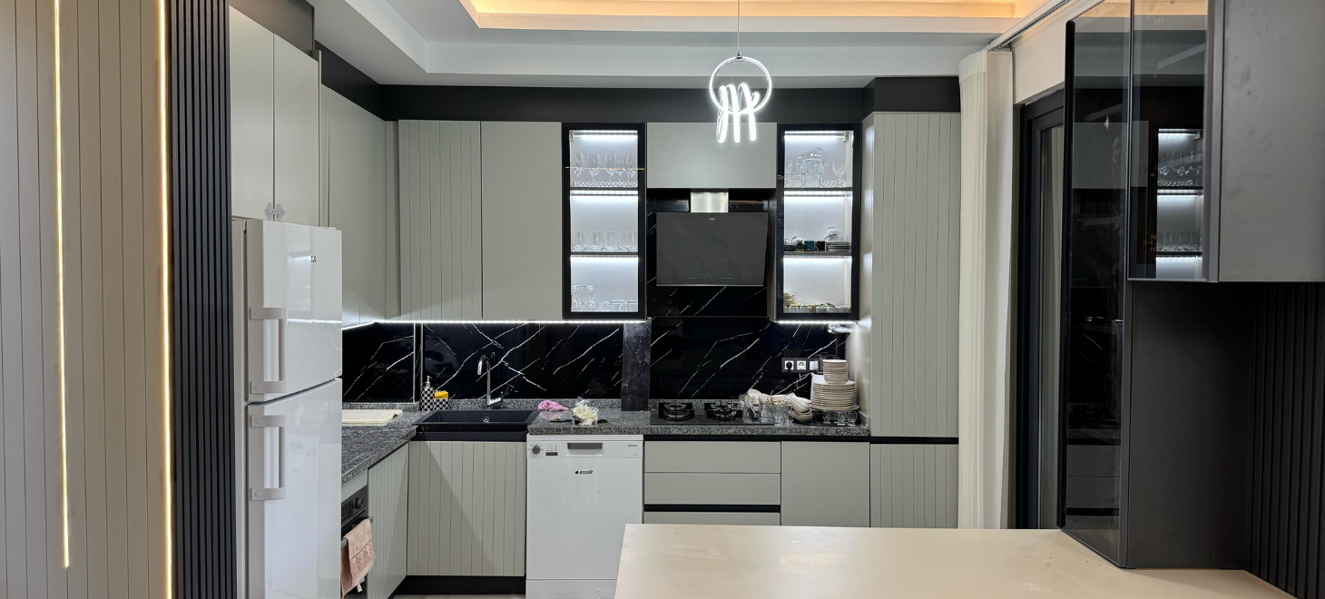 Villa projesi iç oda kapısı ve ahşap mobilya uygulamaları